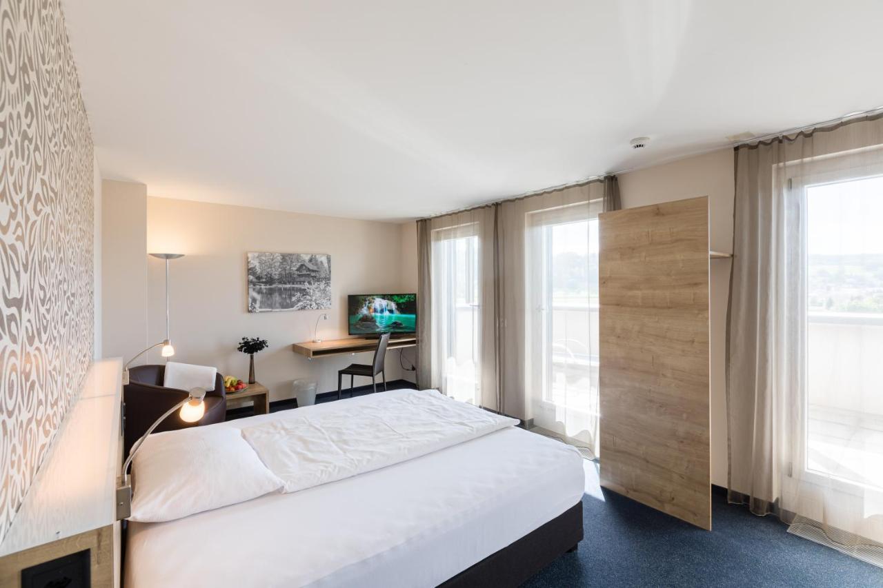 Aarau West Swiss Quality Hotel Oberentfelden Kültér fotó