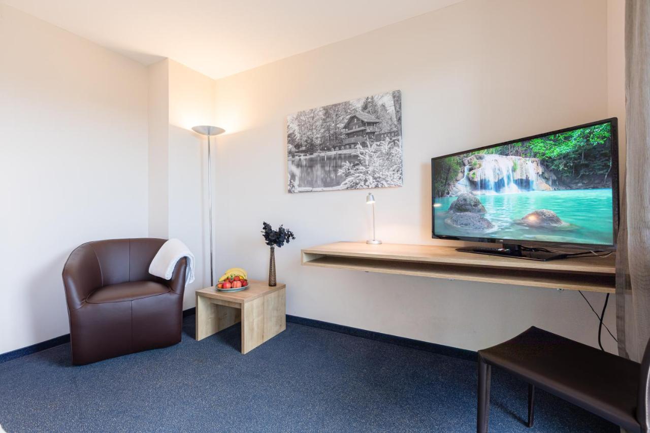 Aarau West Swiss Quality Hotel Oberentfelden Kültér fotó