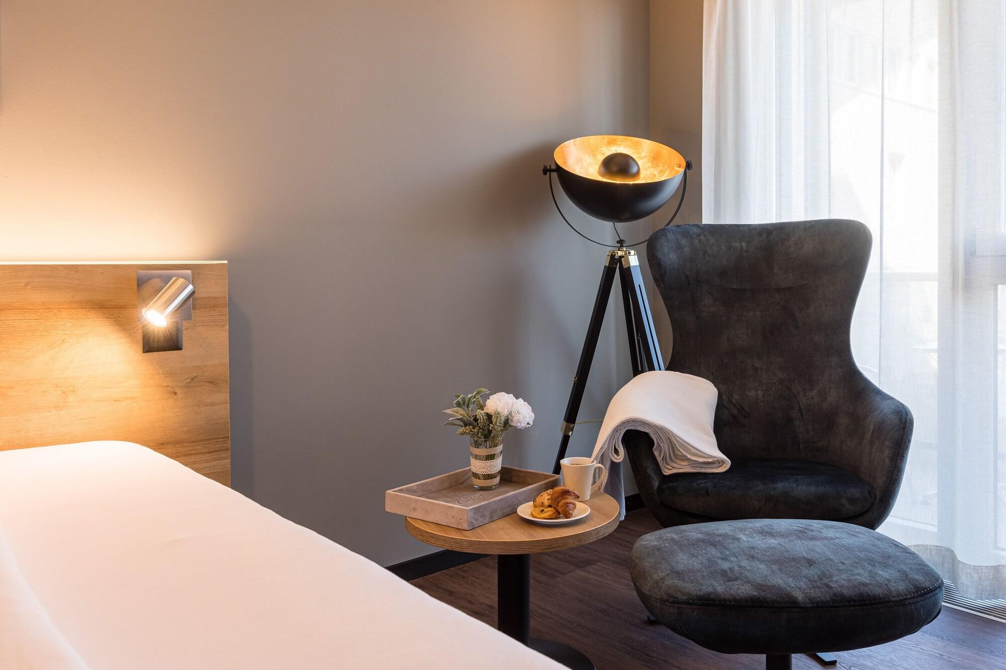 Aarau West Swiss Quality Hotel Oberentfelden Kültér fotó