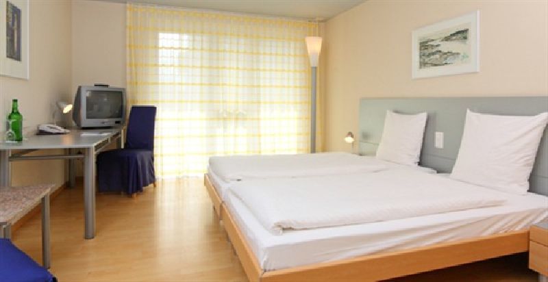 Aarau West Swiss Quality Hotel Oberentfelden Kültér fotó